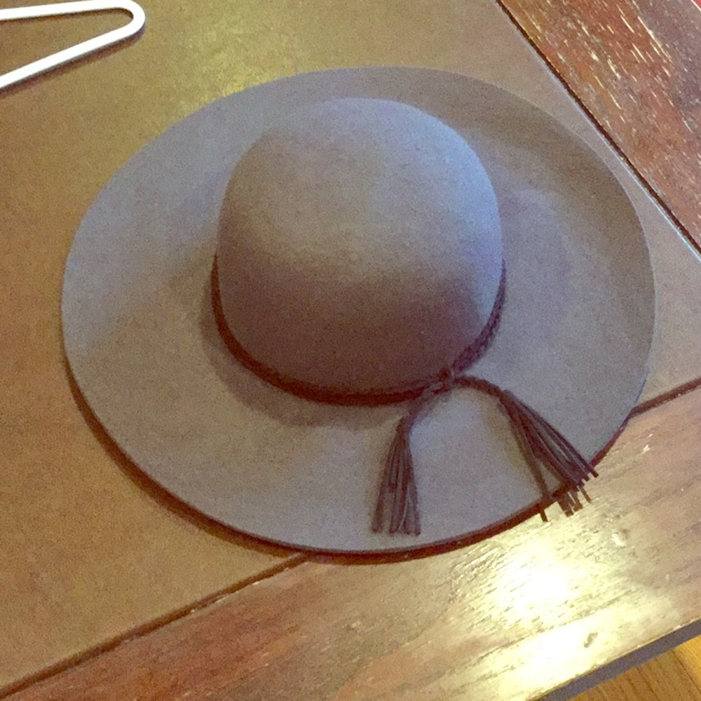 NWOT Mauve Sun Hat